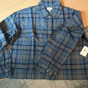 Brand new - women’s size L long sleeve button down shirt